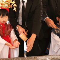 【通常開催を決定／※雨具のご用意をお願い致します】奉祝『お稚児さん』について