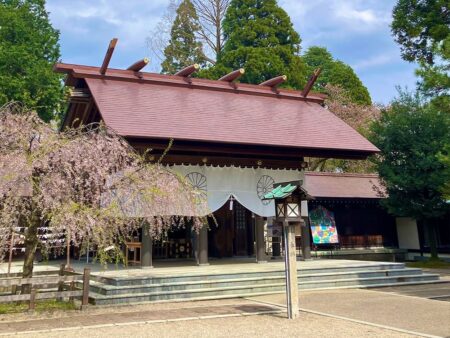 本殿以下御社殿の銅板屋根の葺き替え修復工事